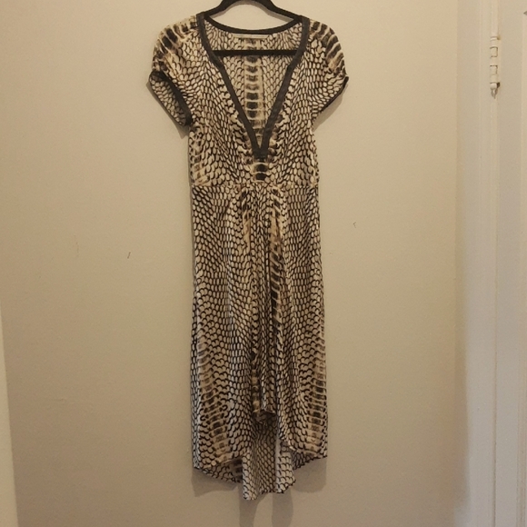 Twelfth Street by Cynthia Vincent Dresses & Skirts - Twelfth Street By Cynthia Vincent 100% Silk Dress Size 4